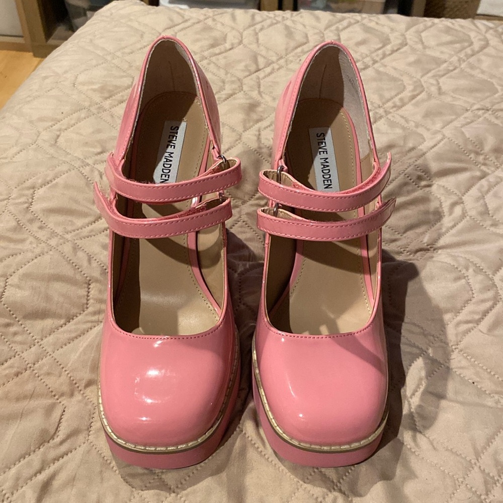 Steve Madden platform Mary Jane’s